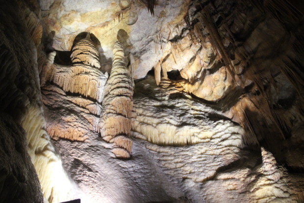 Orient Cave Gesteine