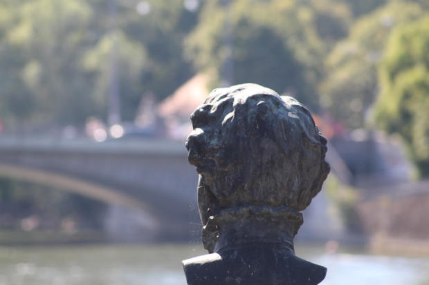 auf der Corneliusbrücke